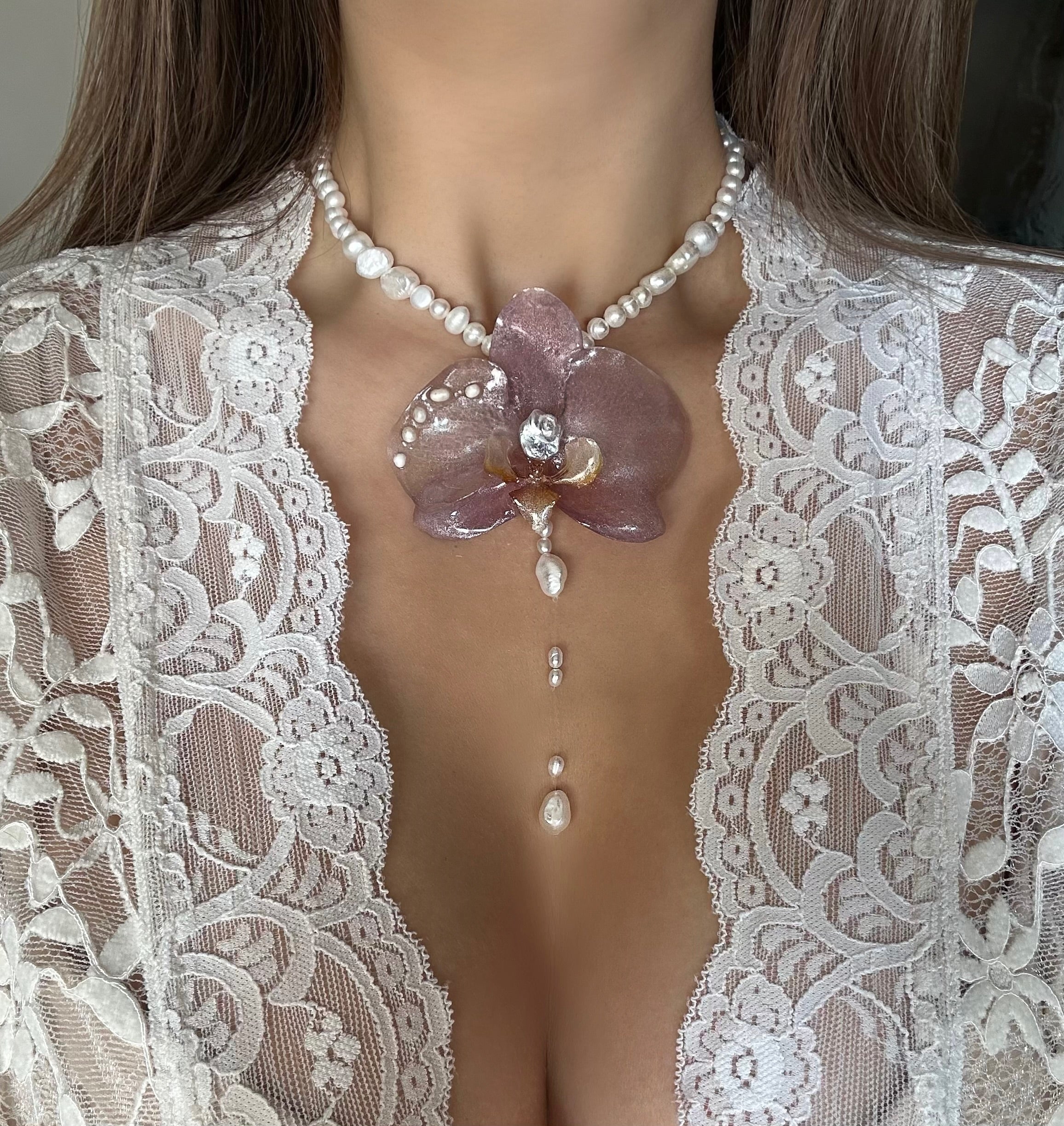 ODETTE ORCHID - FRESHWATER PEARLS