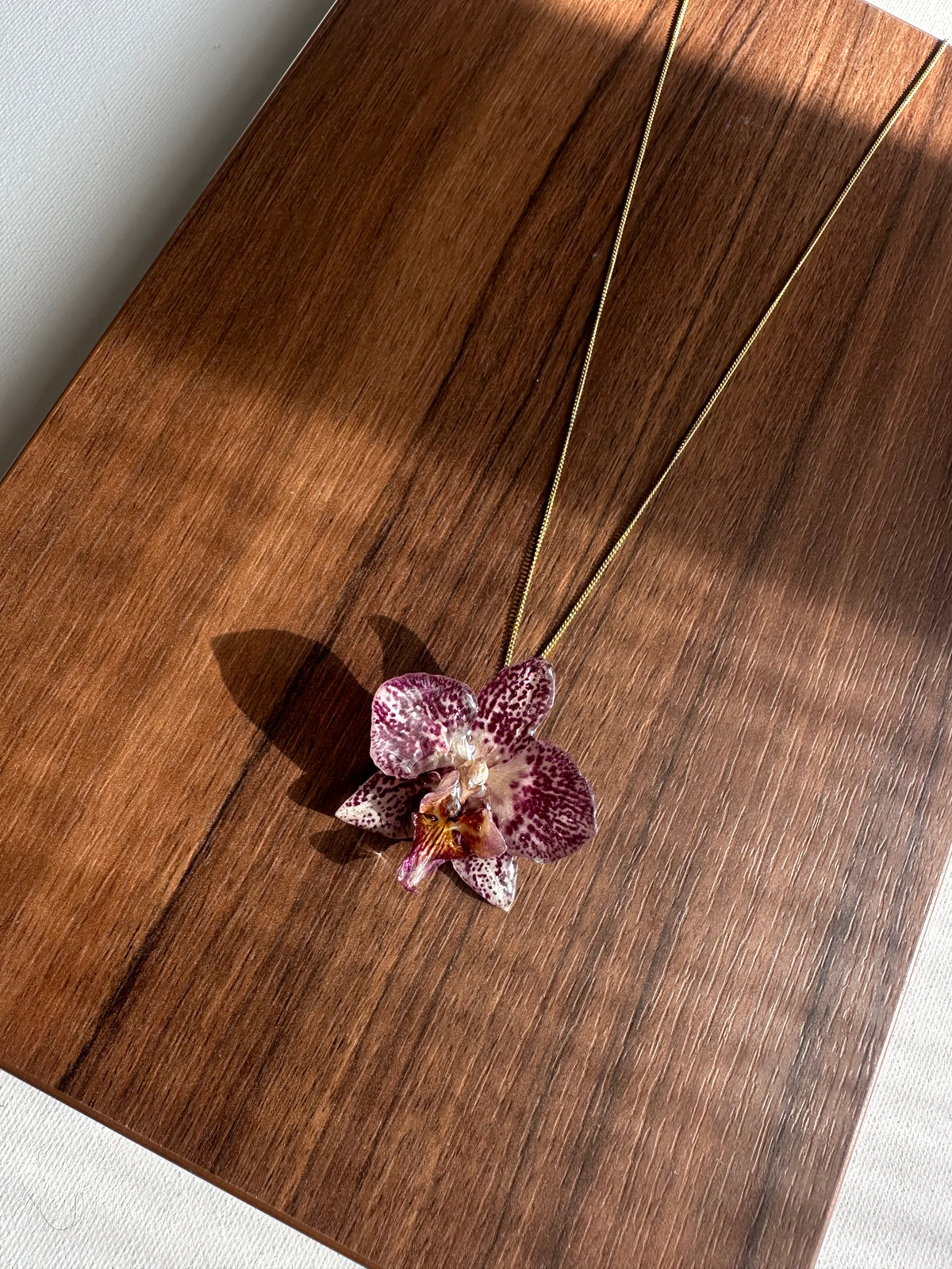 JOSEPHINA ORCHID NECKLACE - 925 STERLING SILVER (GOLD)