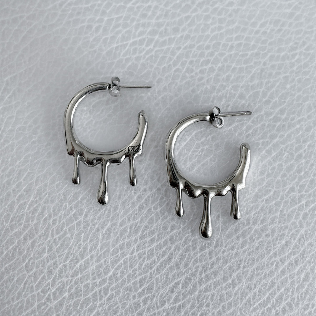 LIQUID MUSE EARRINGS - OWN DESIGN