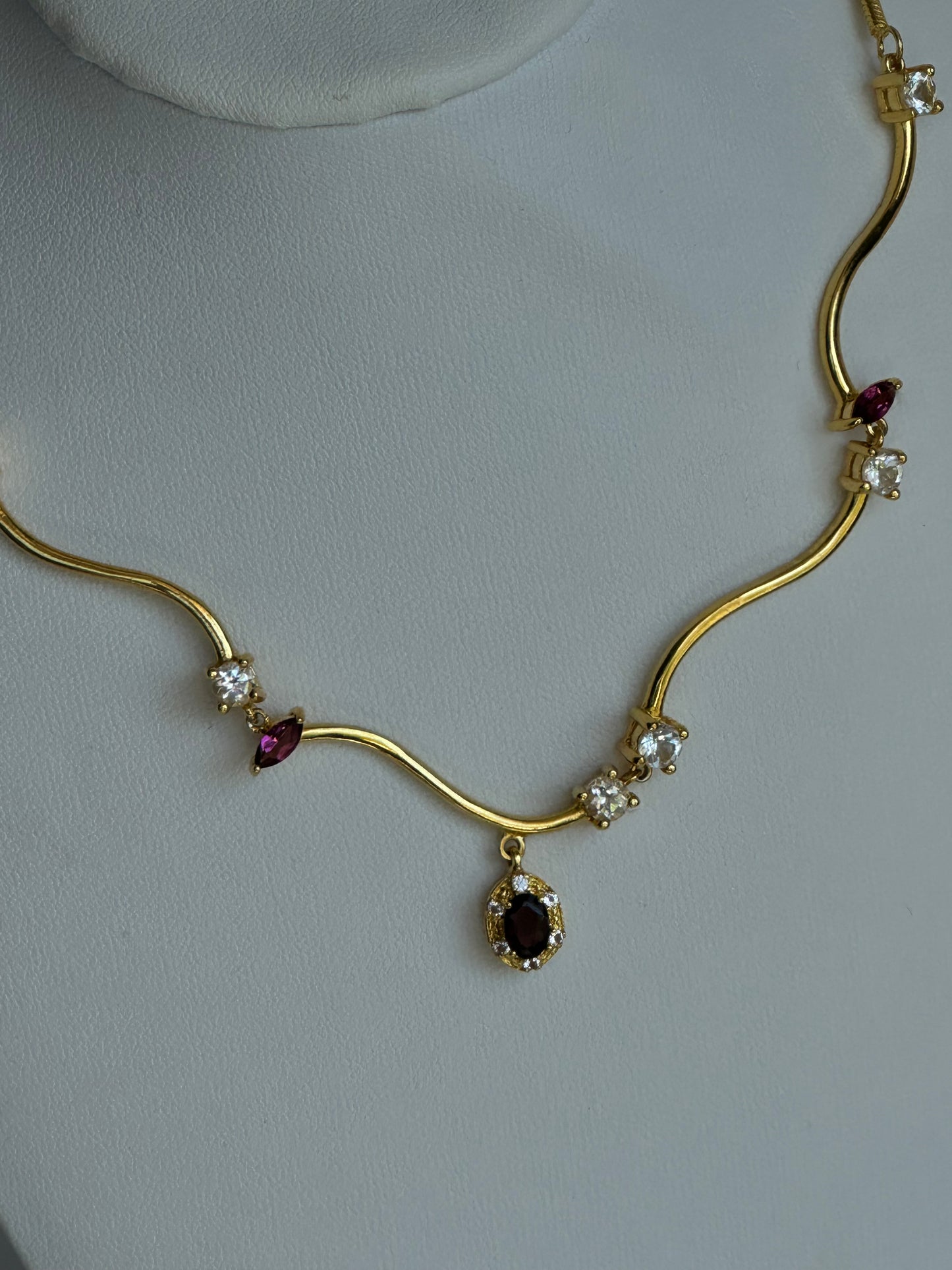 ESTELLE NECKLACE GOLD (own design)