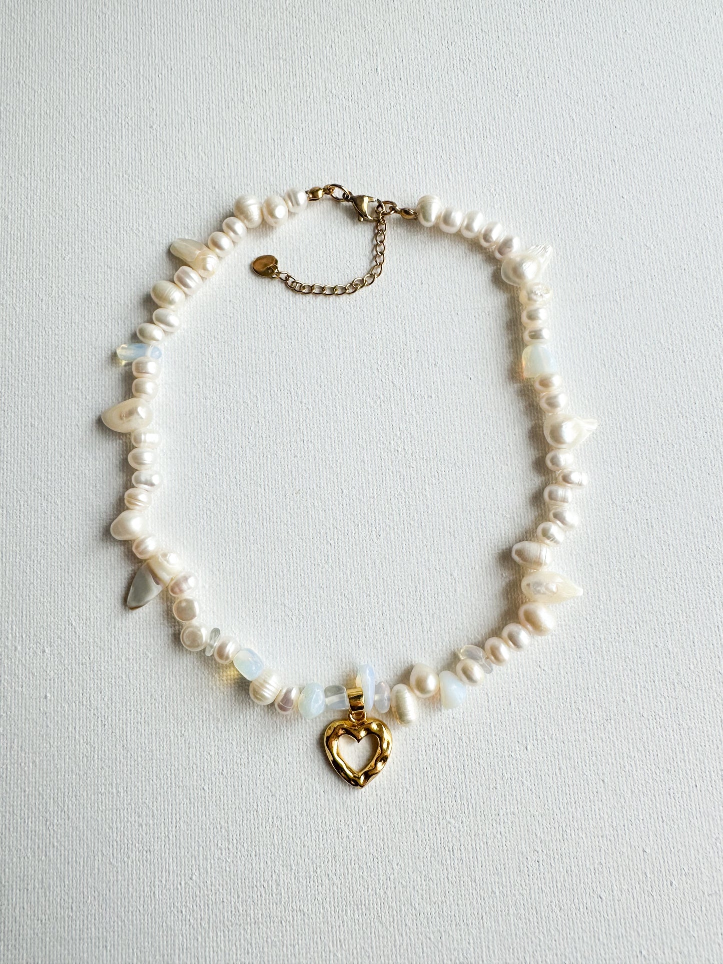 CHLOË OPAL NECKLACE GOLD (handmade)