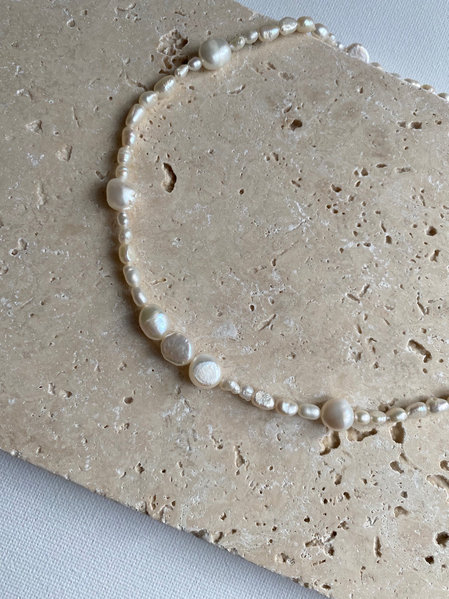 AMALIE PEARL NECKLACE